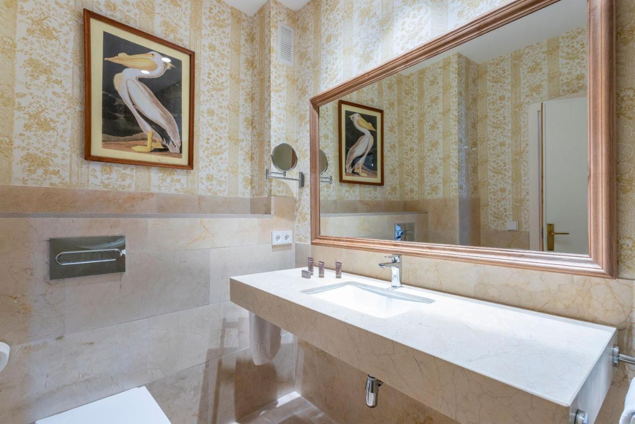 Genteel Home Don Remondo Sevilla Bagian luar foto